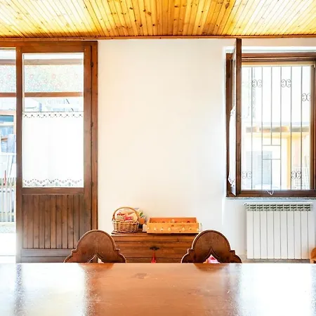 Apartamento Casa Elena Colico